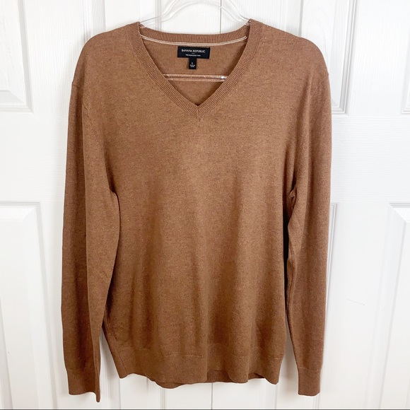 Banana Republic Other - BANANA REPUBLIC | L V-Neck Knit Sweater